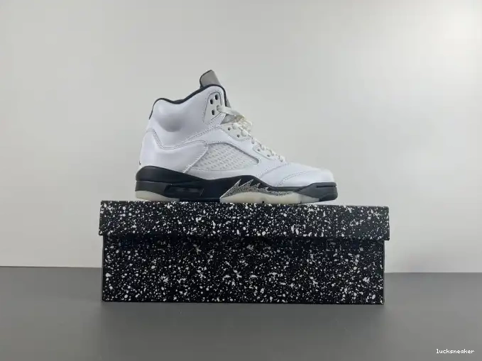 Cheap LUCY RETRO DD0587-110 AIR 5 JORDAN BLACK' 'WHITE 0530
